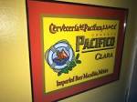 Letrero Publicitario Pacifico Clara Cerveza Bar Hombre Cueva